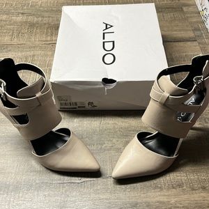 Aldo Peat Nude